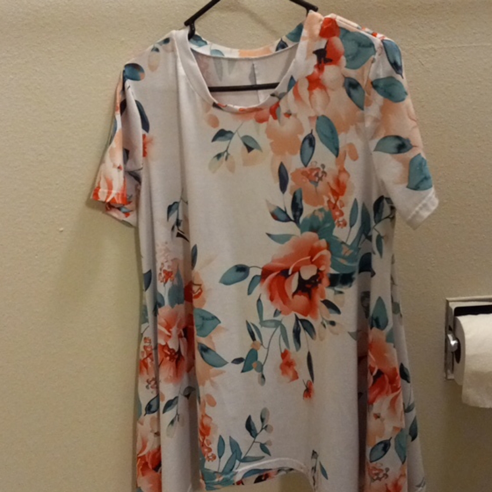 Floral Tshirt